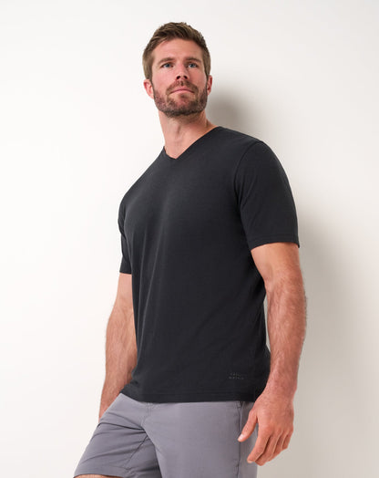 Travis Mathew US Cloud V-Neck Tee Men