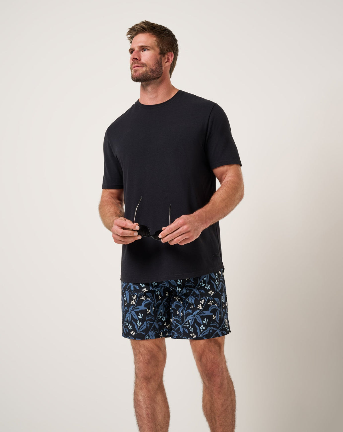 Travis Mathew US Relationship Status Boardshort 18.5In Men